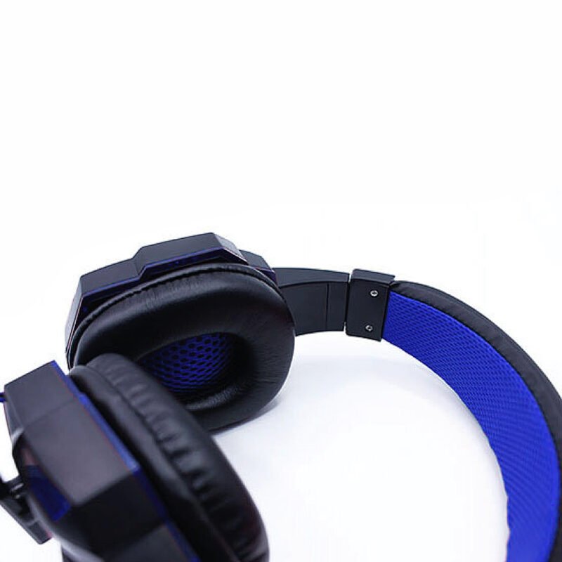 audifono dblue gamer con luces/ usb/microfono/control de volumen/anula ruido al hablar/longitud 2,2m. — vista 3
