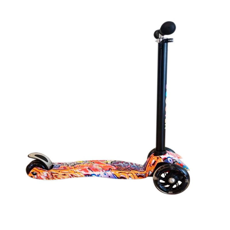 scooter 4 ruedas con luz, diseÑo, manillas de gomas para mejorar agarre