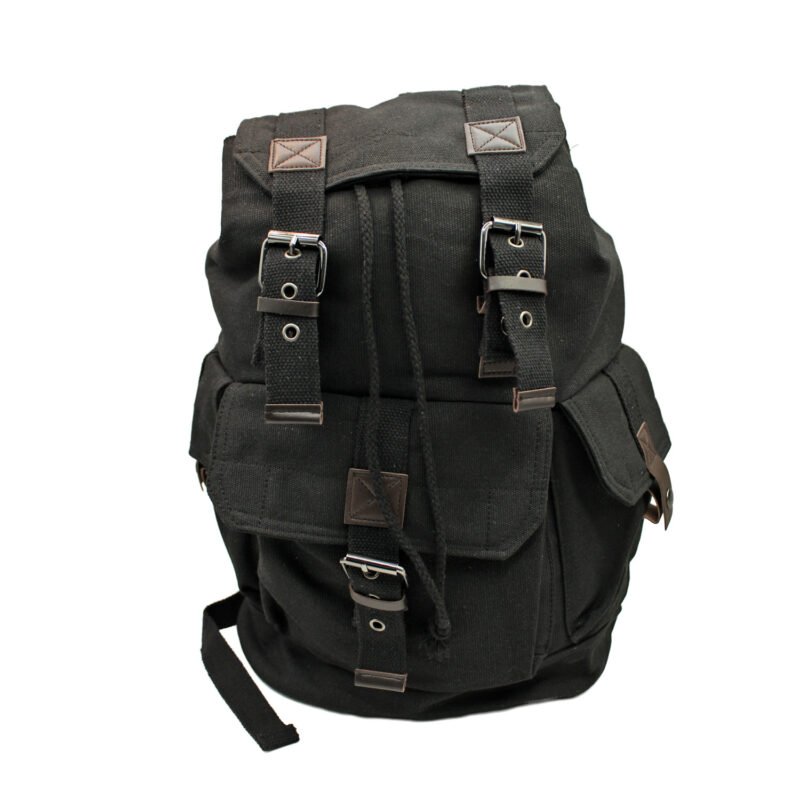 mochila con bolsillo delantero y correas negra