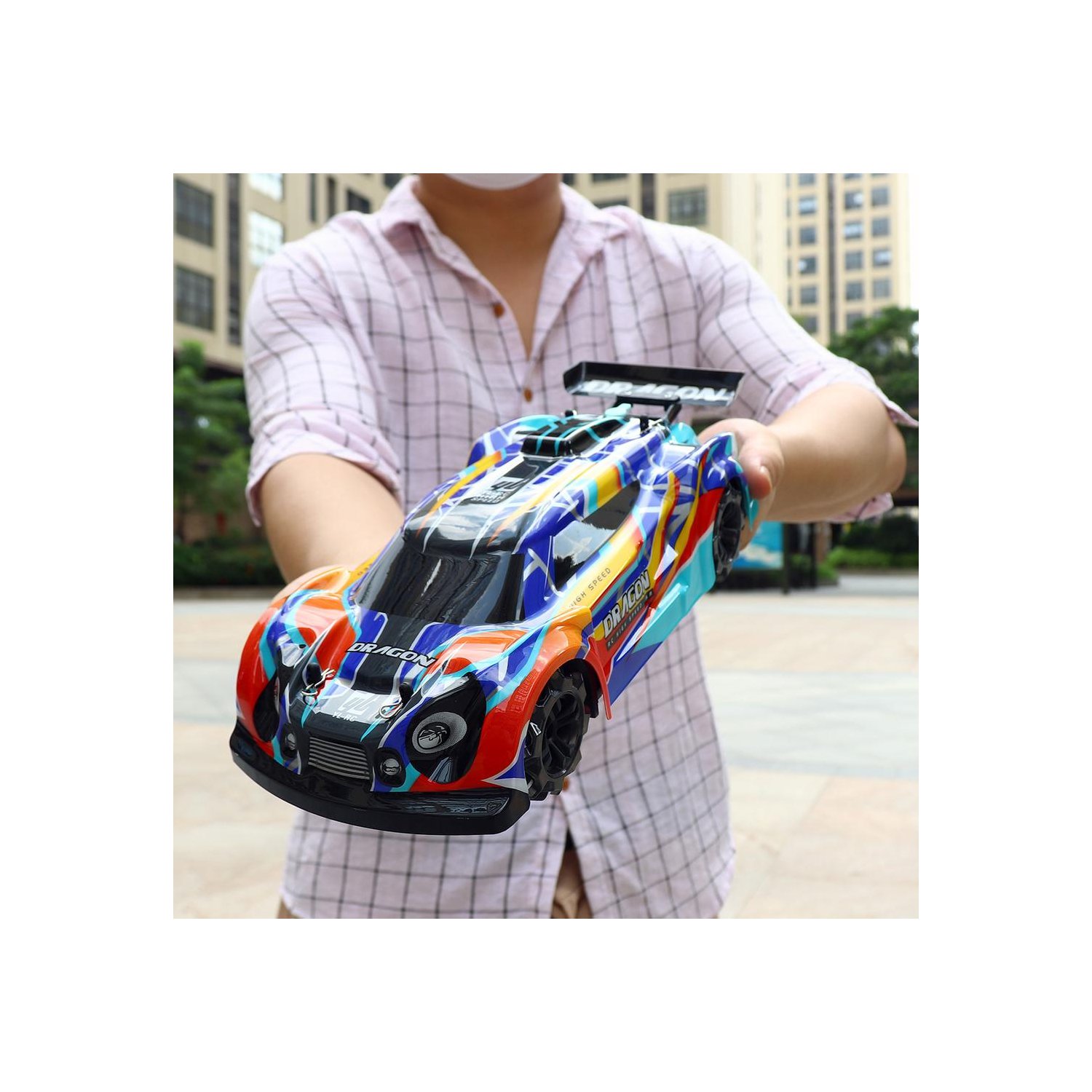 vehiculo a control remoto auto de carrera escala 1:14, direccion 360°, con bateria y usb. blue vehiculo a control remoto auto de carrera escala 1:14, direccion 360°, con bateria y usb. blue