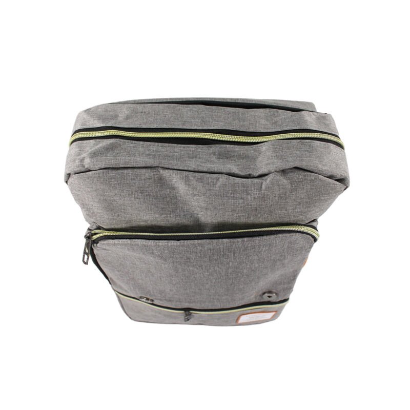 mochila con salida usb gray — vista 3