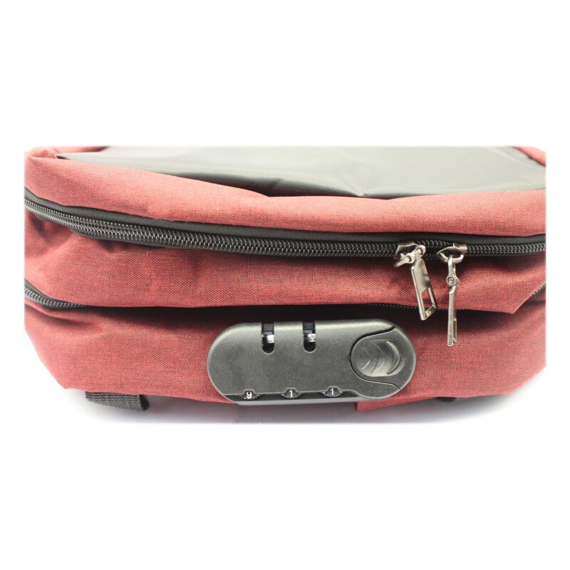 mochila black con red — vista 3