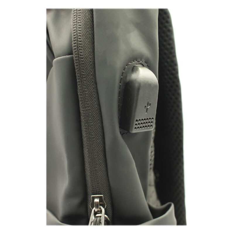 mochila black cierre delantero impermeable — vista 4