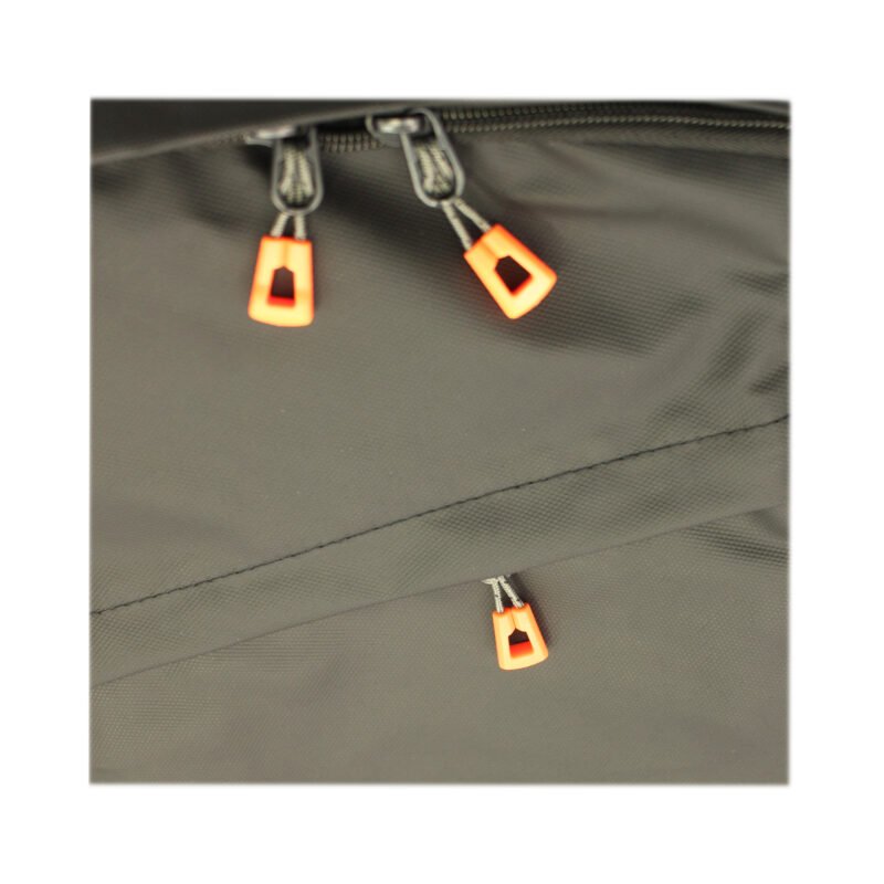 mochila black — vista 3