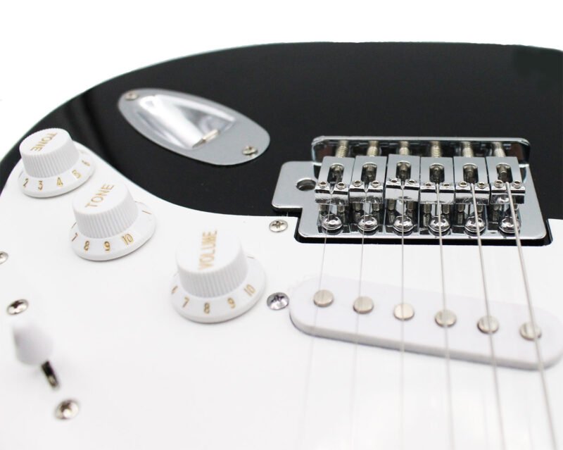 kit guitarra electrica 39 pulgadas con amplificador de 10ws — vista 6