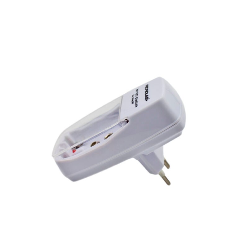 cargador pilas tecnolab, entrada 220v, salida 1.4v/9v, carga 1 2 pilas aa/aaa, led de carga. 110v 220v — vista 2