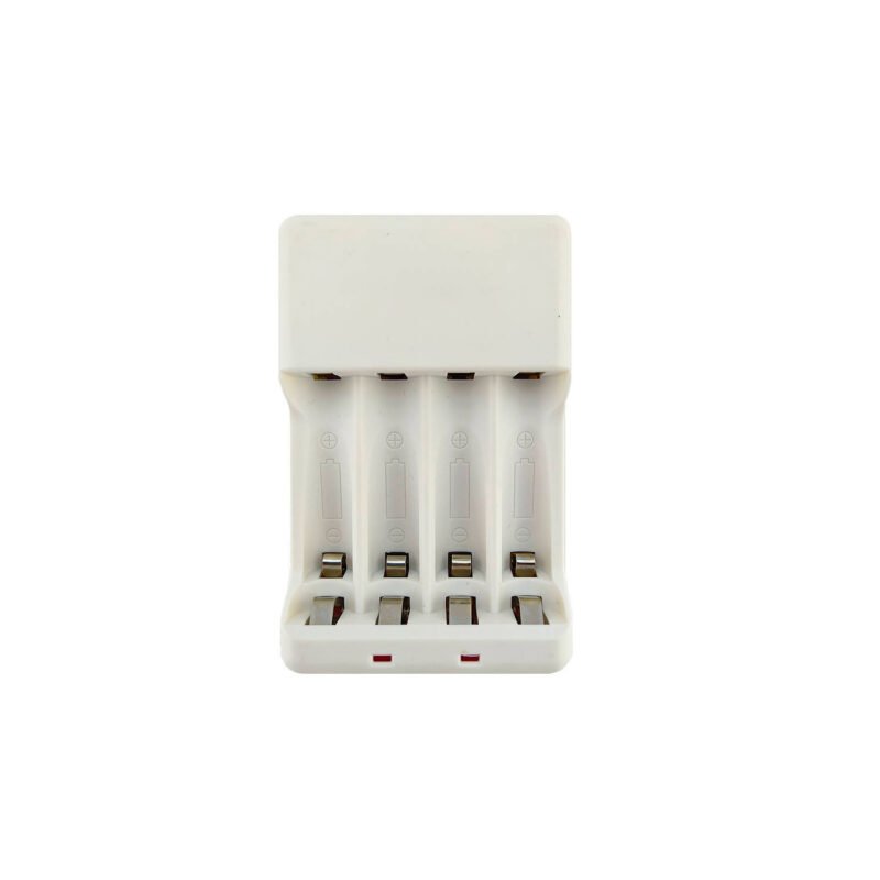 cargador pilas tecnolab de 2 o 4 pilas aa/aaa y 9v, carga baterias ni mh/ni cd, led indica proceso de carga. — vista 2