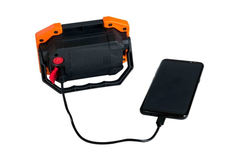 linterna de trabajo led 500 lumenes ip44 3 modos de uso 4,5 a 9 hrs de uso 4000mah de bateria — vista 4